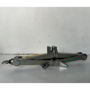 TOYOTA Urban Cruiser 1ère Série Jack 0911112230 (09>) - Product Image 1