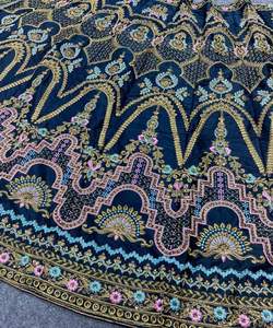 Designer Georgette Broderie Séquence Travail Lehenga Choli avec Dupatta Wedding Wear Prix de gros Vêtement ethnique Alphanumero Shalwar Kameez - Product Image 4