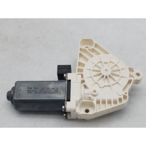 MOTOR ELÉCTRICO PARA VENTANA DELANTERA DERECHA VOLKSWAGEN Golf 7 Sedán 5Q4959802B (12>) - Product Image 2