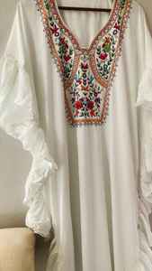 Vestido Kaftan Bohemio Dulce, Sólido, Lavable, Ecológico, Bordado a Máquina, con Volantes, Blanco, Maxi, para Playa, Resort, para Mujer - Product Image 5