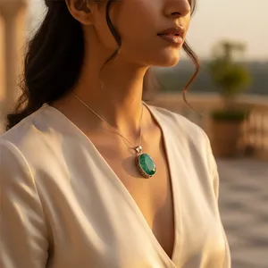Collier pendentif taille émeraude en argent 925, serti clos, style classique, unisexe, pour usage quotidien - Product Image 2