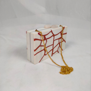 Pochette de soirée glamour en résine nacre, forme personnalisée, faite à la main, peinte à la main, couleurs personnalisées, art de la mode, objet de collection - Product Image 1