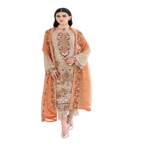 Venta al por mayor de trajes de gasa de 3 piezas de diseñador pesado Maxi, ropa original de marca pakistaní e india Lehnga Choli de Ramsha - Product Image 1