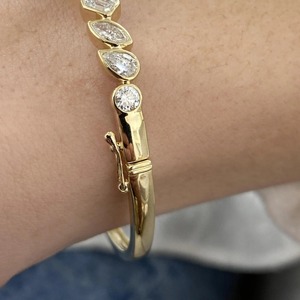 ได้รับการรับรองจากอีจีไอ925เครื่องประดับผู้หญิงหรูหราสร้อยข้อมือหินผสมเงินสเตอร์ลิงชุบทองโดยห้องปฏิบัติการ VVS - Product Image 5