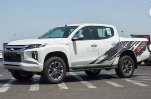 พร้อมส่ง รถมือสอง L200 ปี 2023-2024 ขับเคลื่อนสี่ล้อ พวงมาลัยซ้าย เครื่องยนต์ดีเซล เบาะหนัง ระบบควบคุมความเร็วอัตโนมัติ 6 สปีด รถ SUV ยาง R18 กล้อง 360 องศา ไฟ LED - Product Image 2