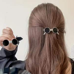 Pinza de Pelo Mate de Moda de la Mejor Calidad para Peinados Diarios y Uso Cómodo a Precios Asequibles - Product Image 1