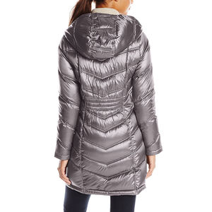 Long manteau d'hiver confortable en nylon pour femmes avec logo personnalisé veste à bulles matelassée à séchage rapide matériau de remplissage en coton - Product Image 3