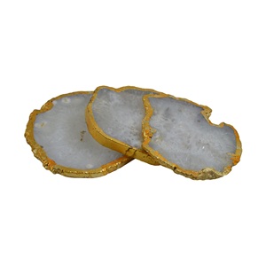 จานรองแก้วหินธรรมชาติสีทองตกแต่งบ้านร้านอาหารและโรงแรม - Product Image 2