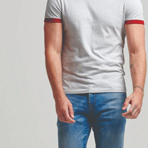 T-shirt 100% coton à impression personnalisée pour homme avec coupe régulière et design graphique contrasté - Product Image 3