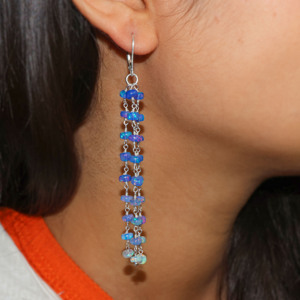 Boucles d'oreilles pendantes à 3 lignes en opale bleue Bijoux en pierre de naissance en argent sterling 925 Cadeau de mariage/fête à la mode pour femme mère/soeur/femme - Product Image 2