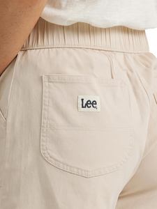 Short en jean pour femmes Short en jean taille haute personnalisé Stone Wash pour femmes Super Distressed pour un look d'été élégant et décontracté - Product Image 5