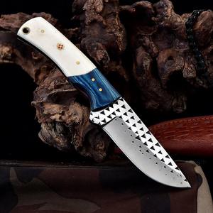 Cuchillo de acero de Damasco hecho a mano con mango de madera Pakka, Funda de cuero, cuchillo utilitario de alta calidad para acampar, OEM personalizable - Product Image 6