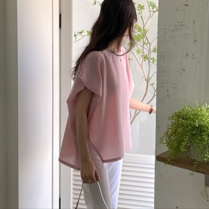 Elegante Blusa Estiva da Donna con Vestibilità Comoda e Ampia, Maniche Monospalla, in Poliestere/Cotone, Prodotta in Corea - Product Image 1