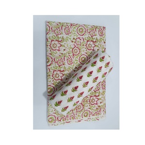 ผ้าฝ้ายแท้วัสดุนุ่มทนทานคุณภาพดีที่สุดสําหรับทําผ้าปูที่นอนและเบาะจากอินเดียส่งออก - Product Image 1