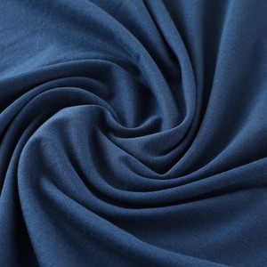 Vente en gros Logo personnalisé Débardeur de gym décontracté pour hommes 100% coton Écologique Séchage rapide Respirant pour la course Vêtements de sport sans manches - Product Image 4