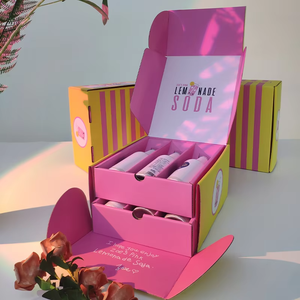 Boîte cadeau de luxe haut de gamme personnalisable et recyclable pour <span class=keywords><strong>abonnement</strong></span> à vin, soda, <span class=keywords><strong>bière</strong></span>, vodka, boîte d'expédition en carton ondulé pliable - Product Image 1