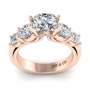 Style élégant Diamant Rond Rose Plaqué Or 925 Argent Twist Prong Cinq Pierre Bague de Fiançailles Pour Femmes Au Meilleur Prix - Product Image 4