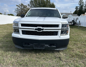 PRÊT À CONDUIRE - VÉHICULE D'OCCASION À VOLANT À GAUCHE |   Conduite à droite |   CHEVROLET SILVERADO 1500 CREW CAB VIA MOTORS VTRUX 4×4 2015 - Product Image 1