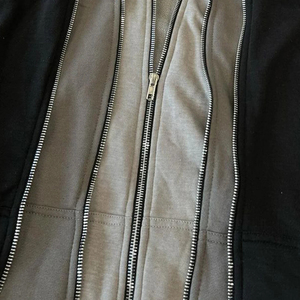 Sweat-shirt à capuche zippé personnalisé style streetwear, coupe classique, couleur unie, en coton French Terry, décontracté, pour homme, idéal pour l'automne. - Product Image 5