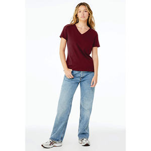 Camiseta con cuello en V hecha a medida para mujer, Camiseta de punto Lisa teñida, ajustada, cómoda, informal, de alta calidad, elegante y duradera - Product Image 4