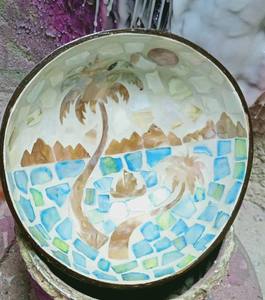 Tazón de Cáscara de Coco Natural con Incrustaciones de Nácar, Tazón de Coco Hecho a Mano Sostenible para Decoración del Hogar - Product Image 6