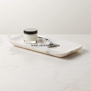 Bandeja de mármol para servir con bordes curvos para el almuerzo Desayuno Cena Personalización disponible para la venta Diseño clásico más vendido - Product Image 4