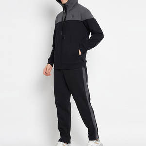 Confortable cordon respirant hiver à capuche hommes survêtements en vrac quantité légère vêtements de course - Product Image 3