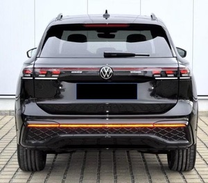 Volkswagen Tiguan 2.0 TSI 4Motion R-Line 2025 Usata, Full Optional, Benzina, Cambio Automatico, 265 CV, V8, Guida a Sinistra - Product Image 6