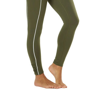 Leggings de sport pour femmes avec tissu extensible doux, taille haute, confort de maintien, sensation respirante et performance durable pour les activités sportives - Product Image 6