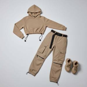 Conjunto Deportivo de Dos Piezas para Mujer, Color Sólido, Cintura Ajustada, Sudadera Corta con Capucha, Pantalones Cargo Paracaídas, 100% Algodón Terciopelo - Product Image 4