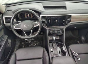 Volkswagen Atlas SEL 4 portes SUV (3.6L 6 cylindres 8A) légèrement utilisé, modèle 2021 - Product Image 3