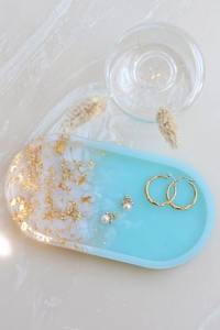 Plateaux en résine avec poignée en métal pour fête haut de gamme servant des événements festifs de mariage essentiels décoratifs pour la maison - Product Image 6