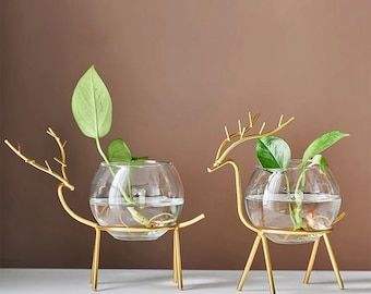 สีดำสีกากี