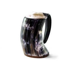 Mug en corne de buffle Viking, écologique, fait main, d'inspiration médiévale, poli, authentique, pour Noël et anniversaire - Product Image 3