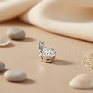 Pendentif en argent 925 avec CZ taille poire pour femmes, bijoux religieux vintage à la mode avec placage rhodium, pendentifs à motif numérique - Product Image 2