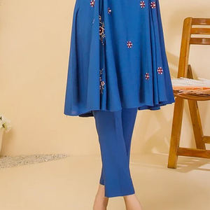 Vestido de Fiesta Salwar Kameez de Seda Bordada con Diseño Exclusivo, Gran Venta, la Mejor Calidad, Hecho en Pakistán - Product Image 6