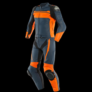 Traje de Motociclista de Cuero para Hombre, Diseño Moderno, Resistente al Viento, para Invierno, con Opciones Personalizables - Product Image 1