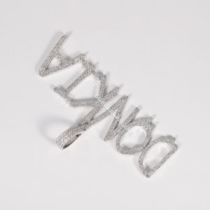 Pendentif en diamant de laboratoire en or 14kt avec clarté VVS Plongez-vous dans un charme opulent comme emblème de pierre principale conscient - Product Image 2