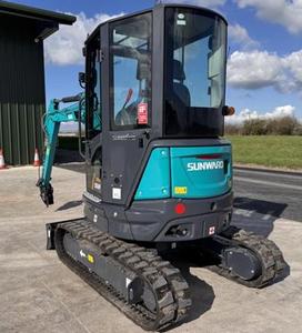 Para miniexcavadoras usadas SUNWARD SWE25UF - Product Image 1
