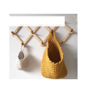 Cesta de Almacenamiento de Macramé Hecha a Mano de Diseño de Lujo, Decoración Boho, Cesta Hueca Tejida a Mano con Cuerda de Algodón y Asa - Product Image 4