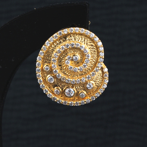 Pendientes de Plata 925 con Concha Marina Étnica y Circonita Blanca, Baño de Oro Amarillo, Joyería para Mujer, Uso Diario, Engaste de Bisel, Regalo para Fiesta - Product Image 2