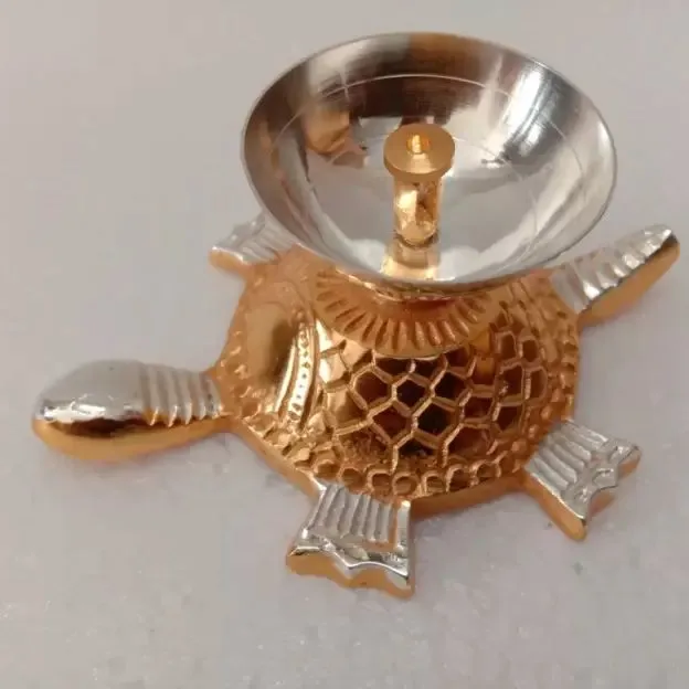 Немецкая Серебряная позолоченная черепаха Akhand латунная масляная лампа Diwali Deepak, подарок на свадьбу