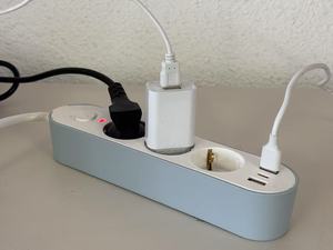 ปลั๊กพ่วง 3 ช่อง พร้อมพอร์ต USB 2 ช่อง และพอร์ต Type C 1 ช่อง, ปลั๊กต่อไฟฟ้าติดผนัง 3680 วัตต์ 16 แอมป์, พร้อมสวิตช์, สายไฟยาว 1.5/3 เมตร - Product Image 4