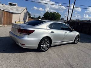 Lexus LS 460 L d'occasion à bas prix, modèle 2014, à vendre - Product Image 5