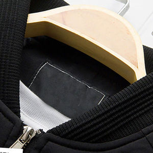 Blouson d'aviateur d'extérieur d'hiver de couleur personnalisée pour hommes, respirant, imperméable, imprimé de logo personnalisé, léger et confortable - Product Image 2