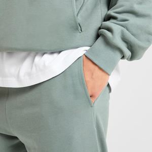 Pantalon de survêtement pour hommes sur mesure avec broderie et impression d'étiquette de logo de marque personnalisée pour la formation ou l'utilisation de style de vie - Product Image 4