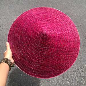 Authentique chapeau de palmier en bambou vietnamien non conique pour l'agriculture, la mode, les événements culturels et les souvenirs touristiques - Product Image 5