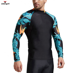 Nouveau style Rash Guard pour homme à compression, respirant, anti-UV UPF50, avec impression par sublimation et logo personnalisé - Product Image 2