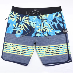 Short de fitness à sublimation Poches respirantes Short en maille pour homme Design personnalisé Short brodé et à sublimation - Product Image 4