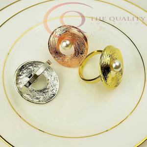 Anillos Decorativos de Metal para Servilletas de Mesa, Estilo Lujoso para Bodas y Celebraciones - Product Image 4